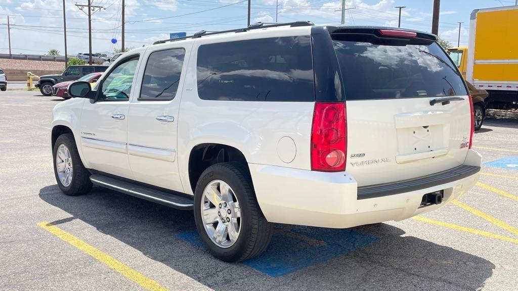 GMC Yukon XL  2008