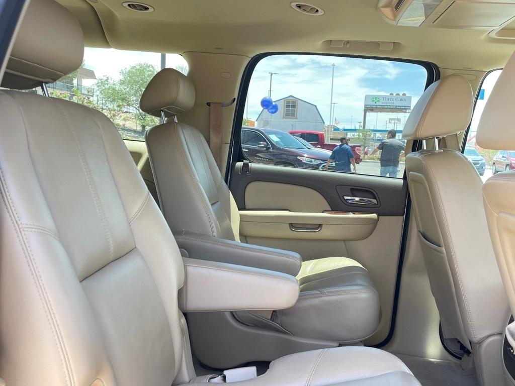 GMC Yukon XL  2008