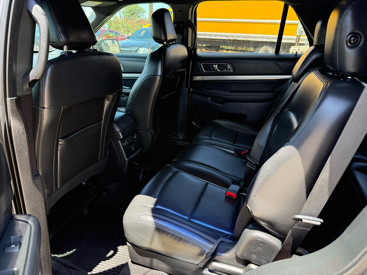 Ford Explorer XLT 2019