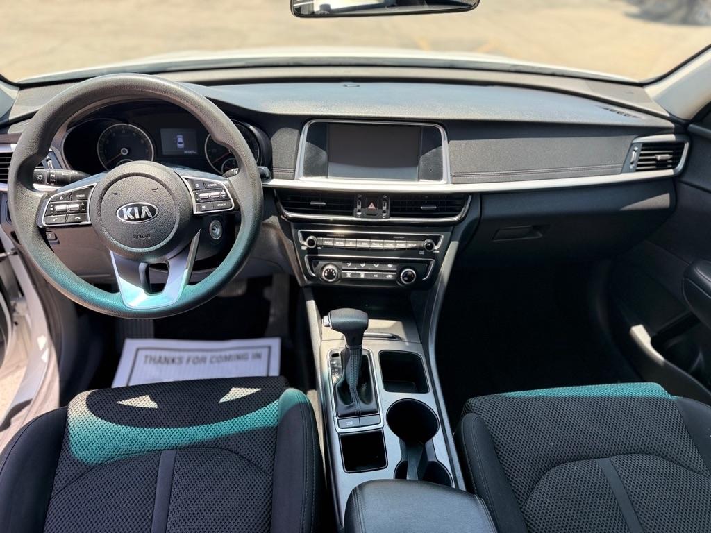 Kia OPTIMA LX/  2020