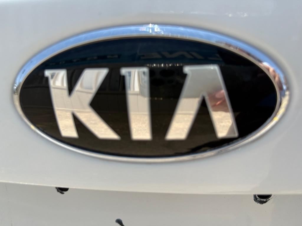 Kia OPTIMA LX/  2020