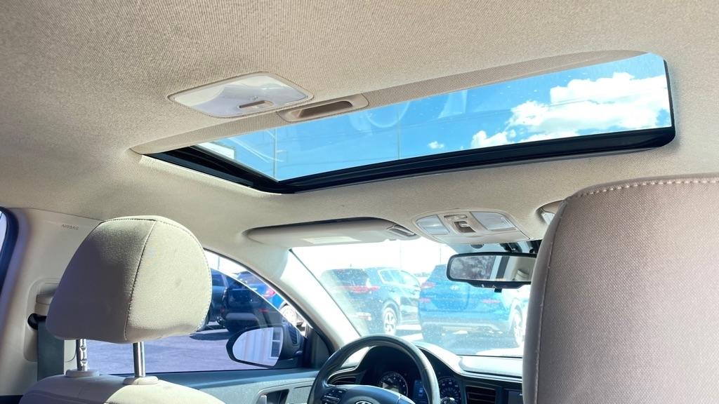 Hyundai Elantra  2020