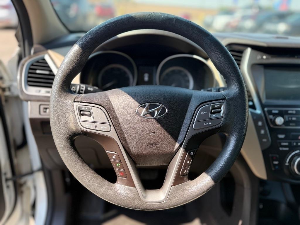 Hyundai Santa Fe SE 2017