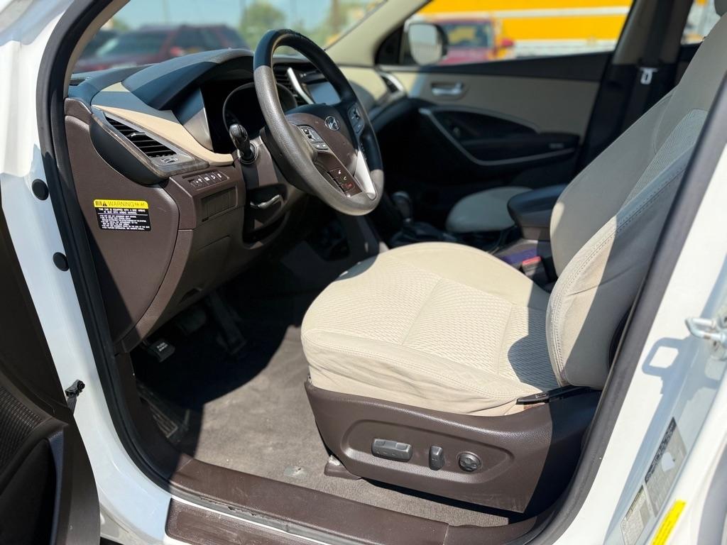 Hyundai Santa Fe SE 2017