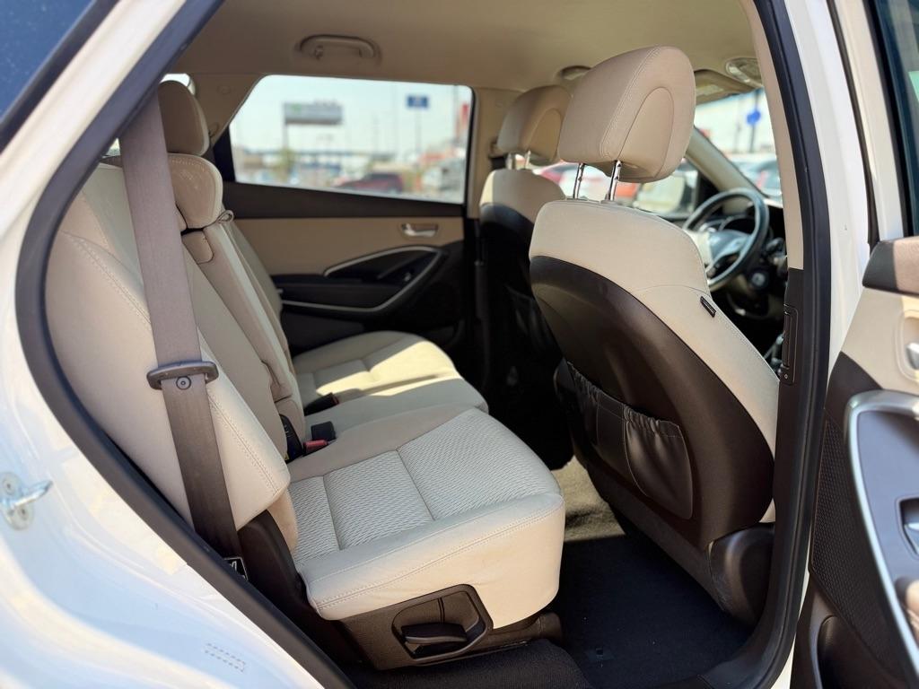 Hyundai Santa Fe SE 2017