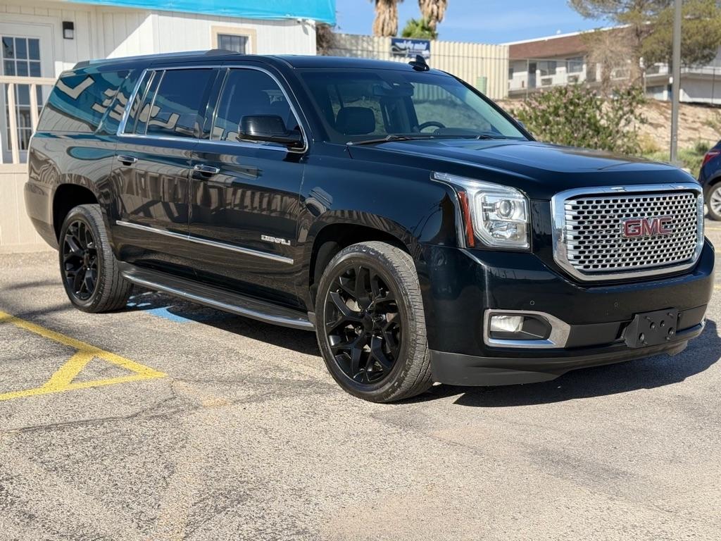 GMC Yukon XL Denali 2017