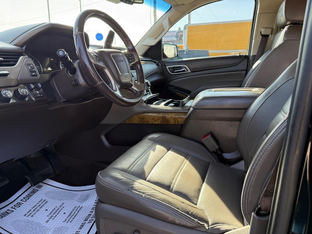 GMC Yukon XL Denali 2017