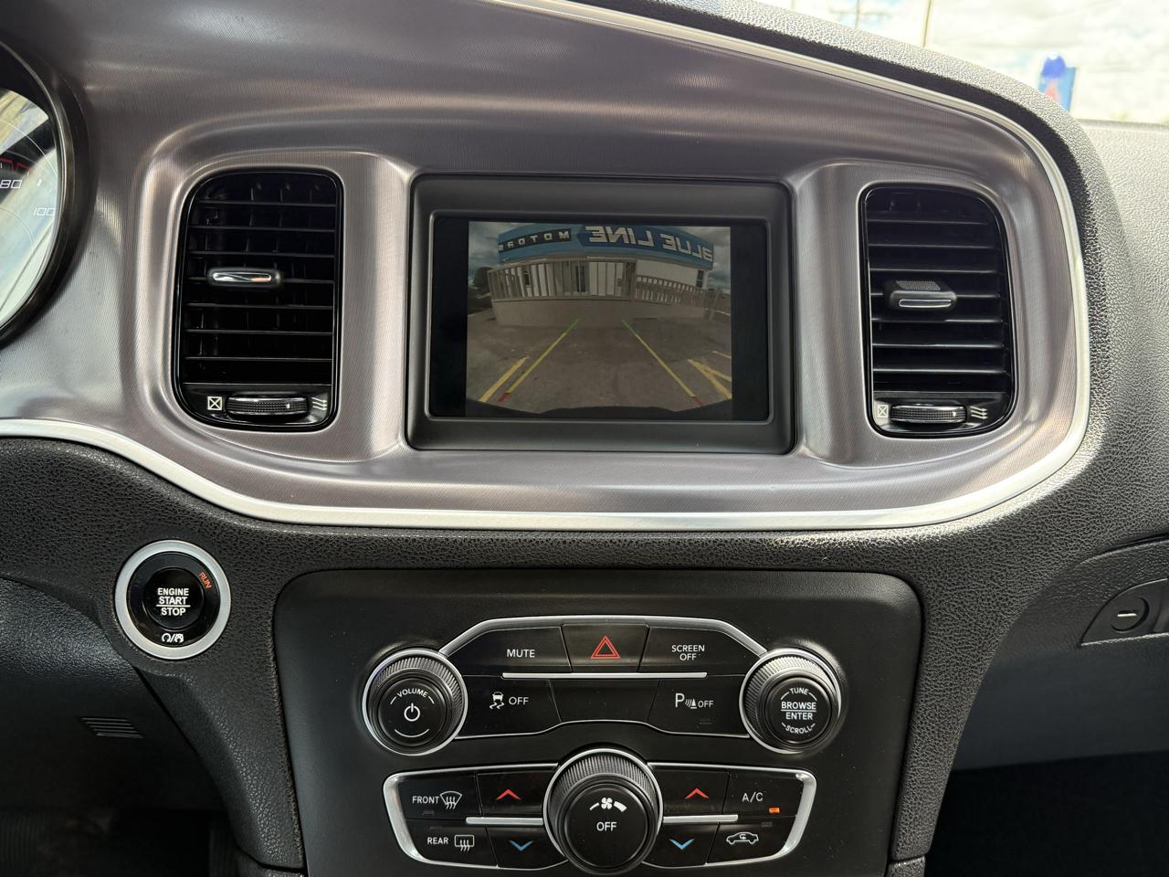 Dodge Charger 4dr Sdn SXT RWD 2019