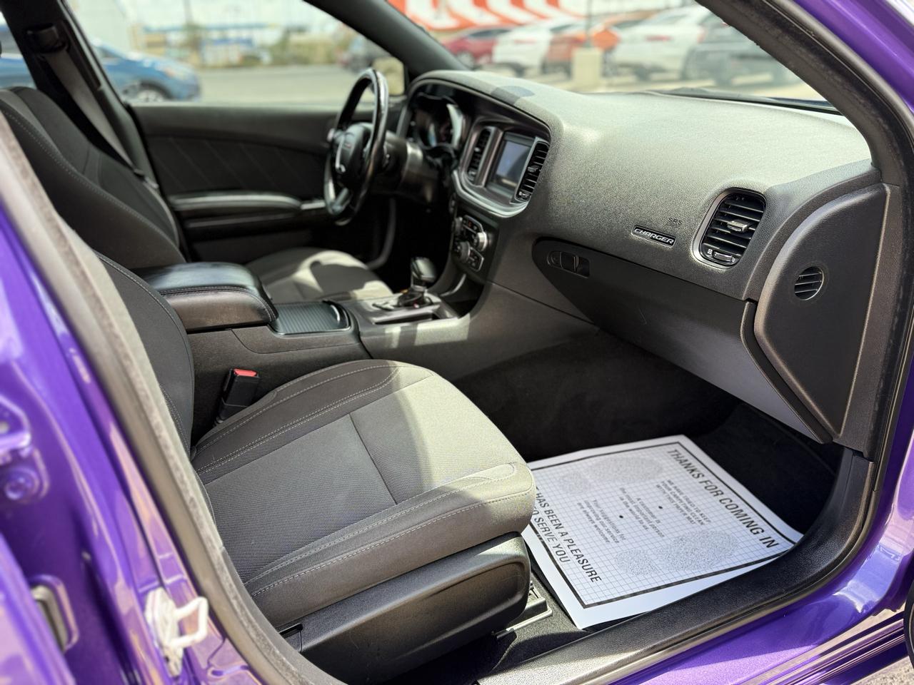 Dodge Charger 4dr Sdn SXT RWD 2019
