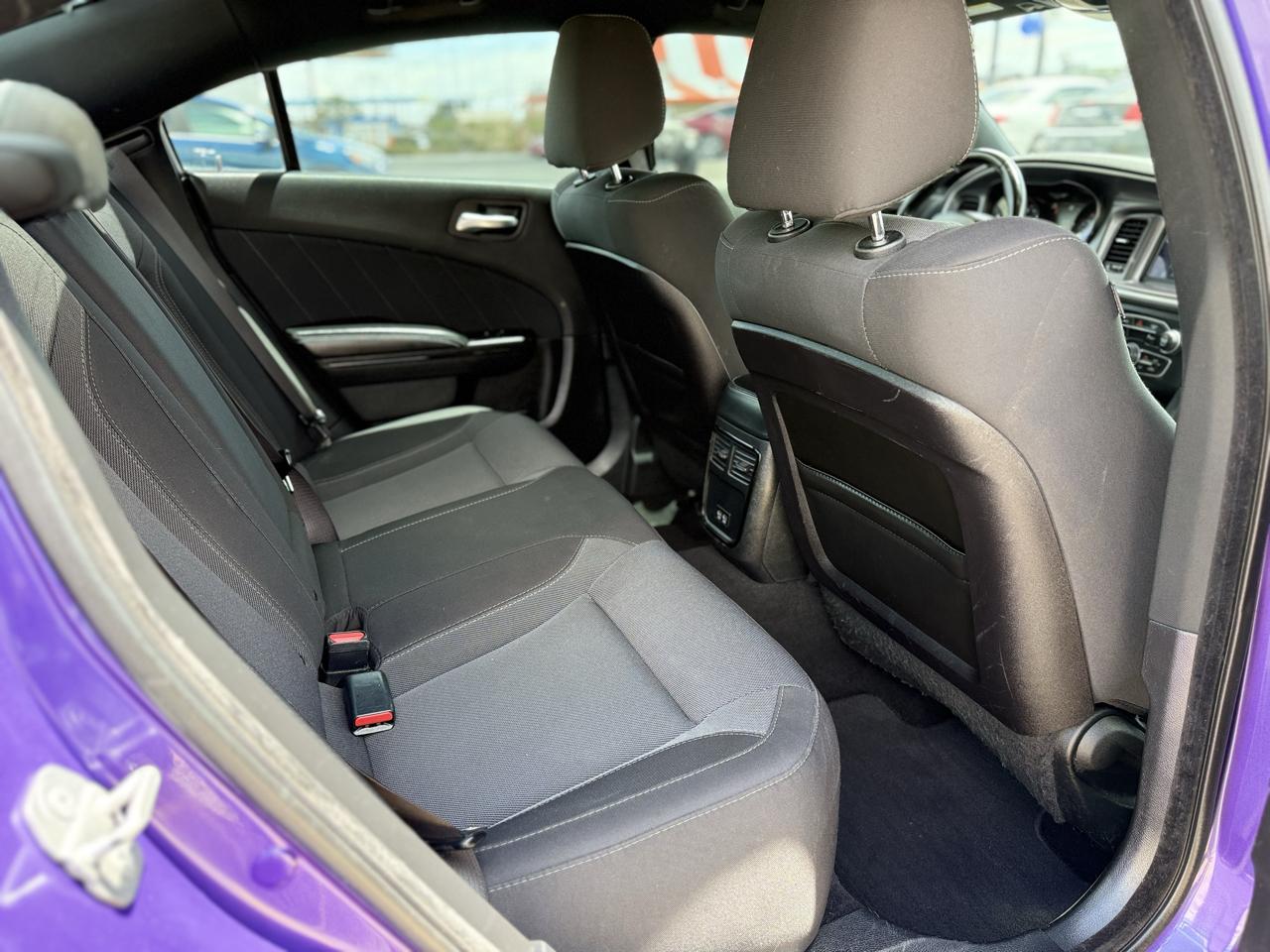 Dodge Charger 4dr Sdn SXT RWD 2019