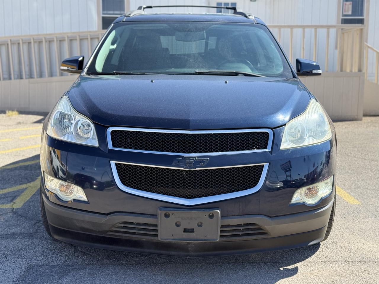 Chevrolet Traverse 2LT FWD 2012