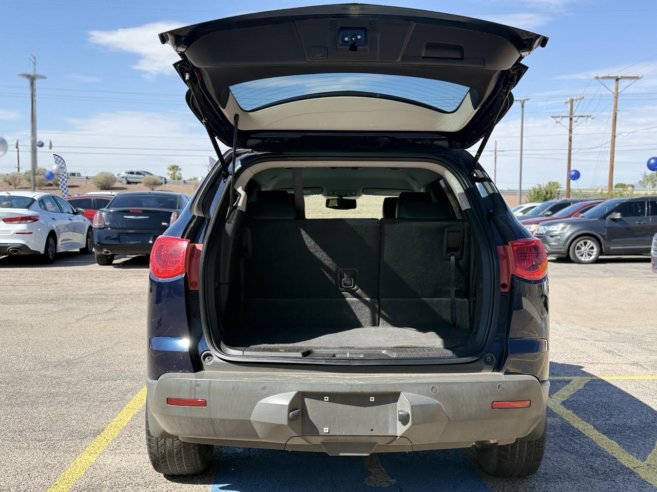 Chevrolet Traverse 2LT FWD 2012