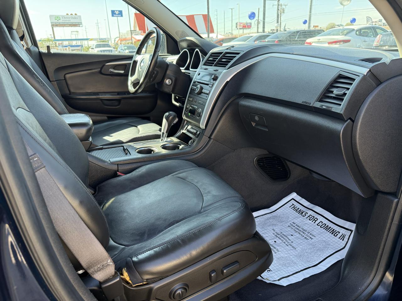 Chevrolet Traverse 2LT FWD 2012