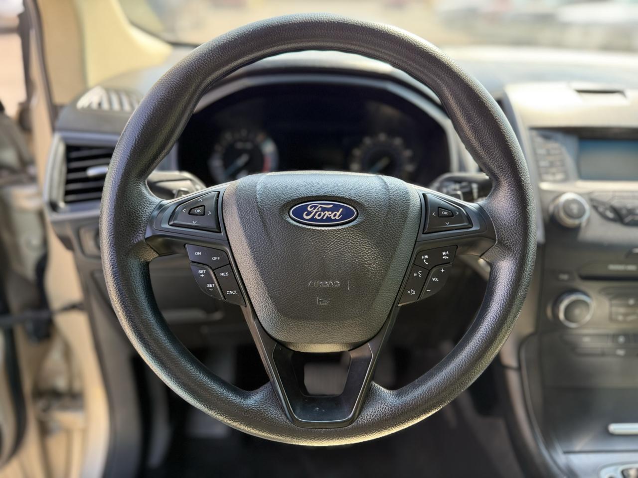Ford Edge SE FWD 2018