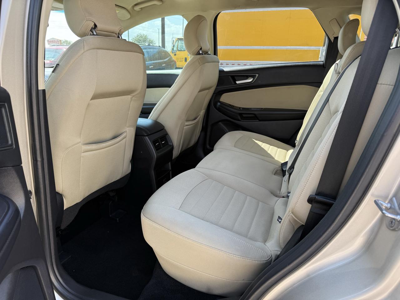 Ford Edge SE FWD 2018