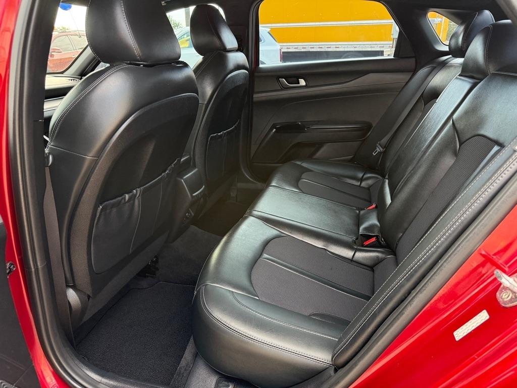 Kia K5  2021
