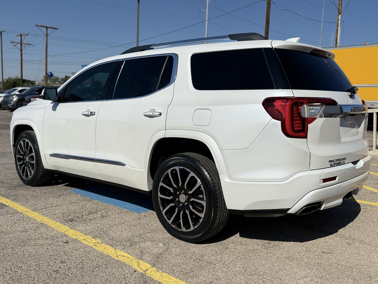 GMC Acadia Denali 4D SUV FWD 2020