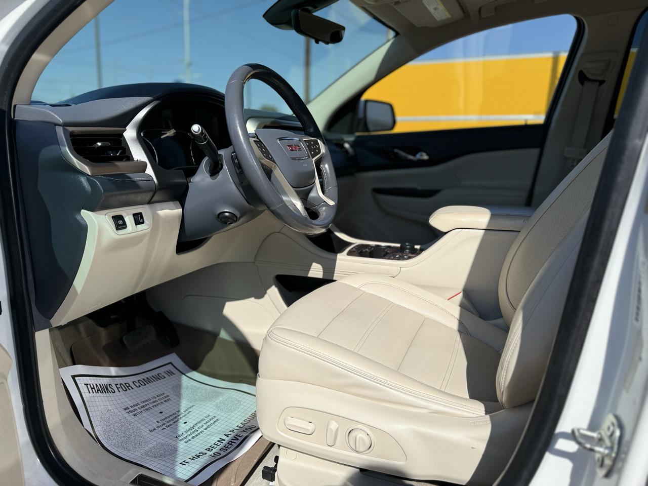 GMC Acadia Denali 4D SUV FWD 2020