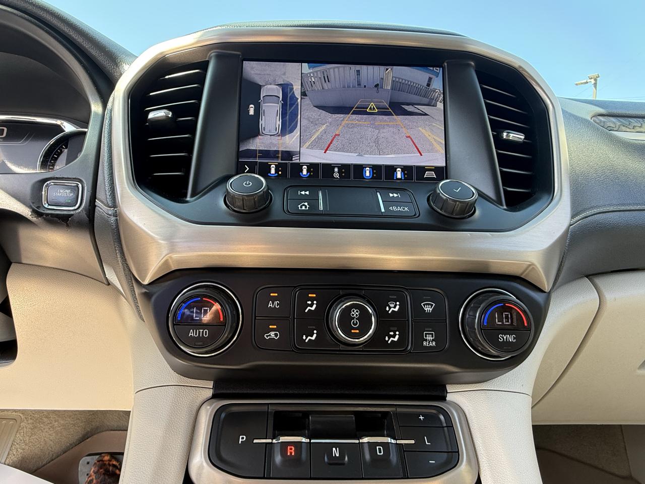 GMC Acadia Denali 4D SUV FWD 2020