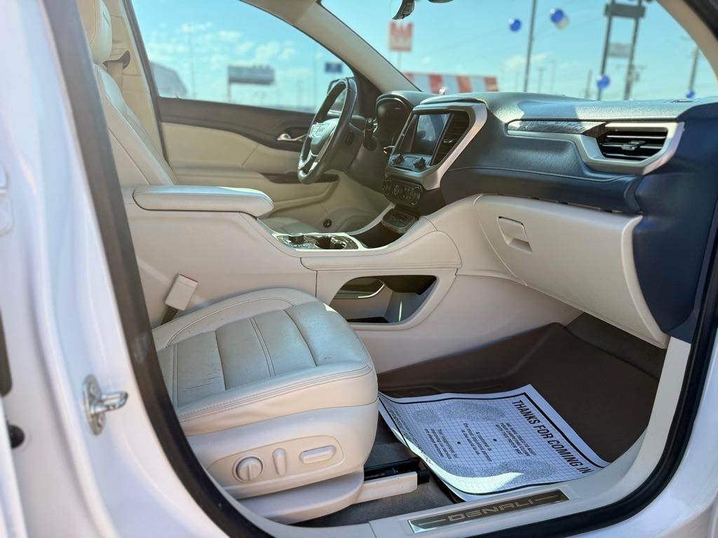 GMC Acadia  2020