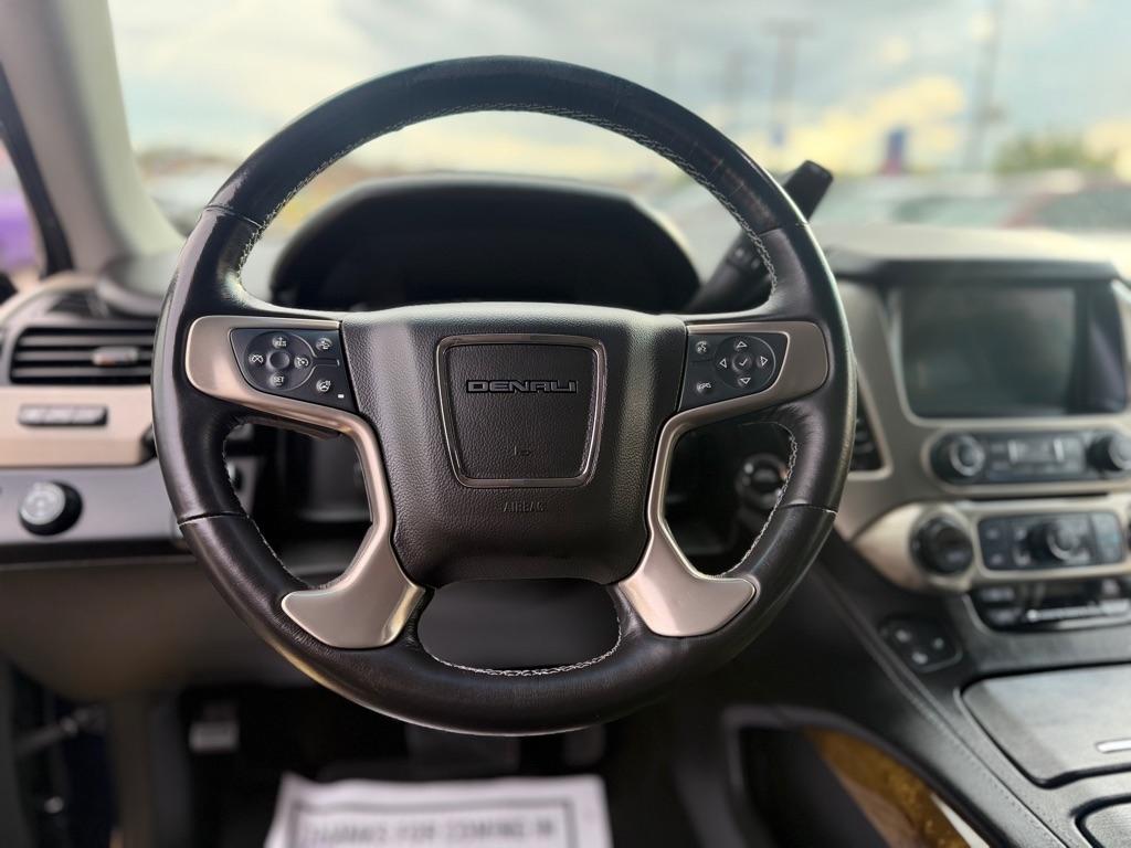GMC Yukon XL  2017
