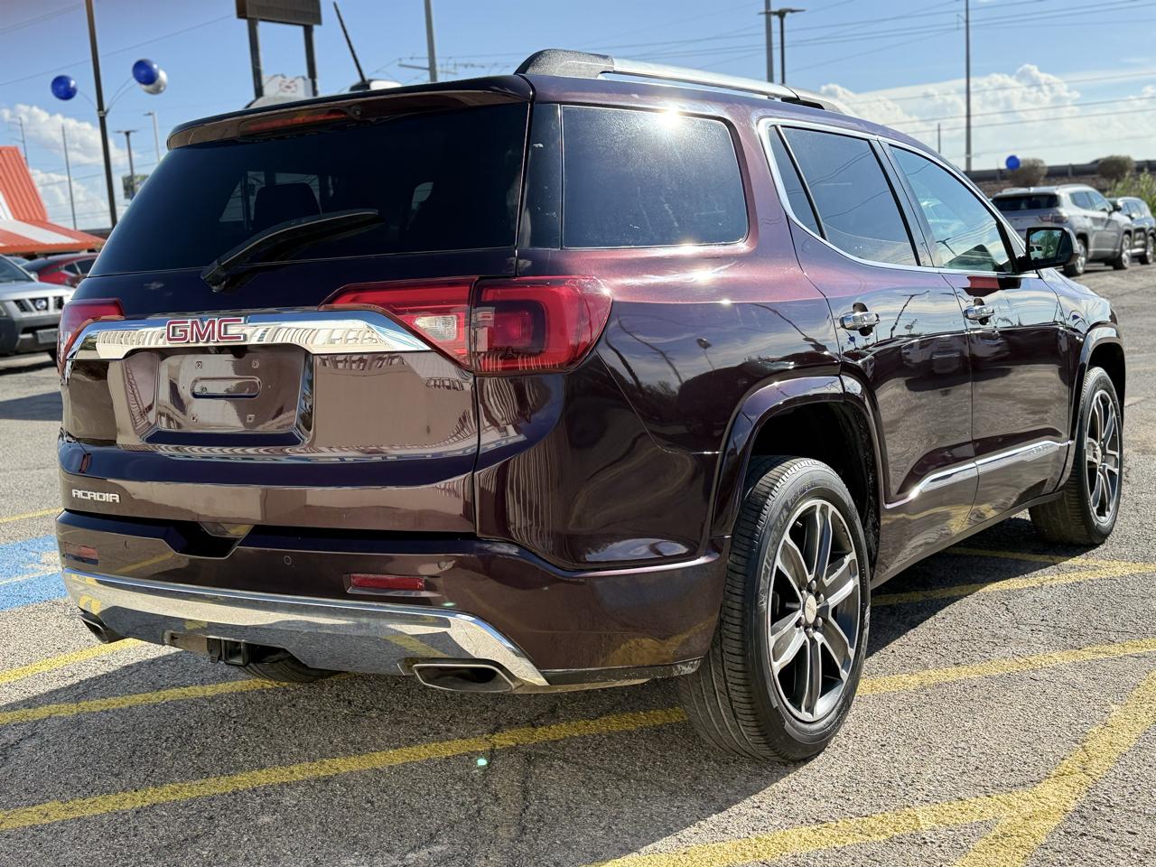 GMC Acadia Denali 4D SUV FWD 2018