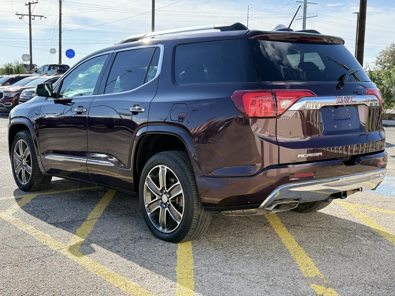 GMC Acadia Denali 4D SUV FWD 2018