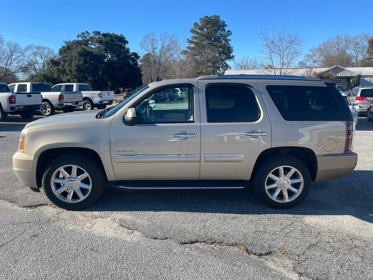 GMC Yukon Denali AWD 2008
