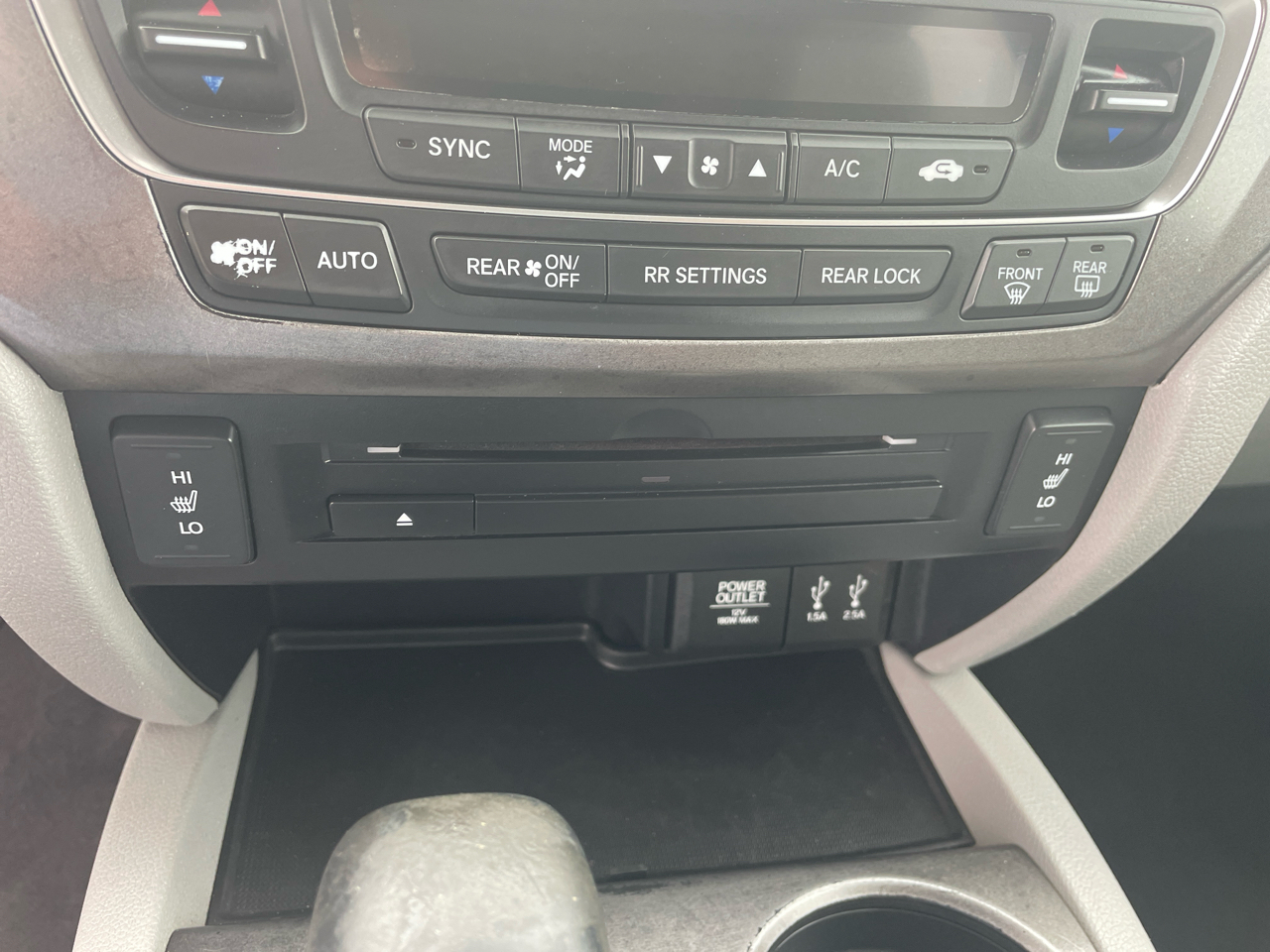 2016 Honda Pilot EX-L photo 10