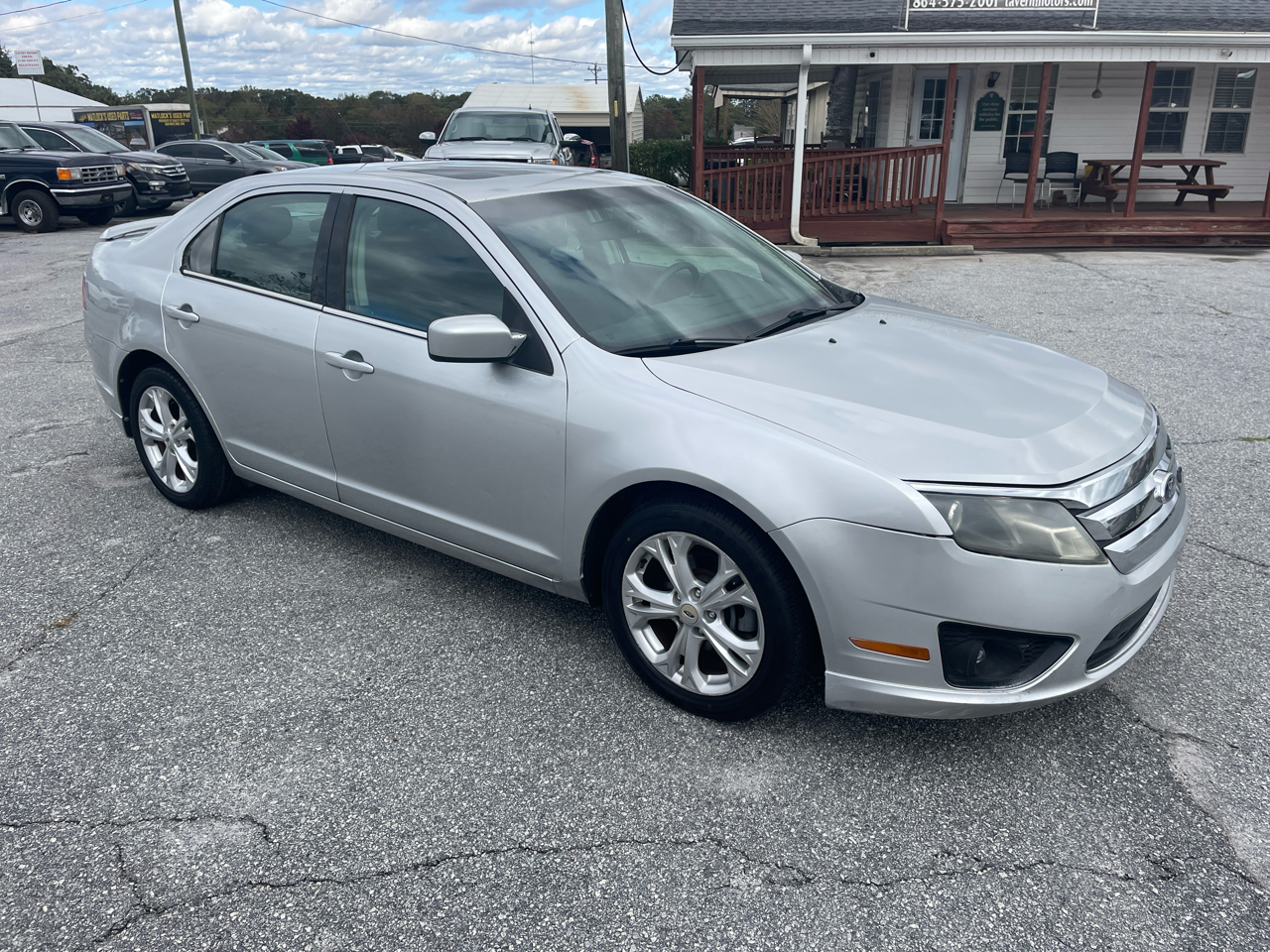 Ford Fusion 4dr Sdn I4 SE 2012 Ford Fusion 4dr Sdn I4 SE 2012