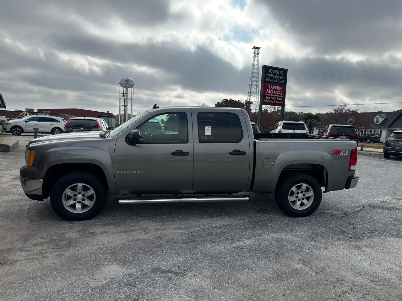 2009 GMC Sierra 1500 4WD Crew Cab 153.0" SLE