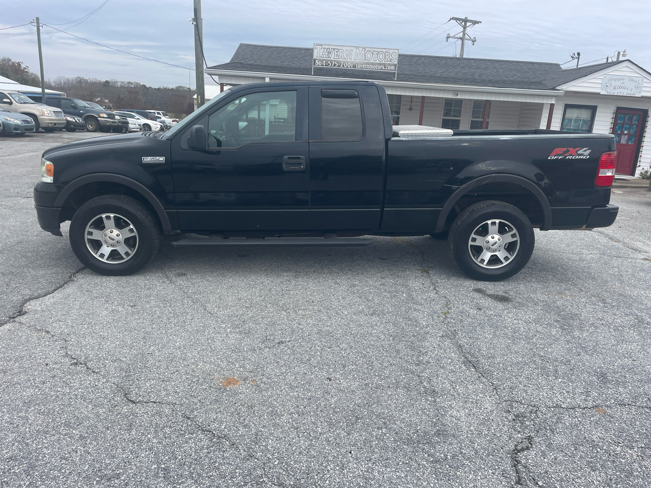 2005 Ford F-150 4WD SuperCab 145" FX4