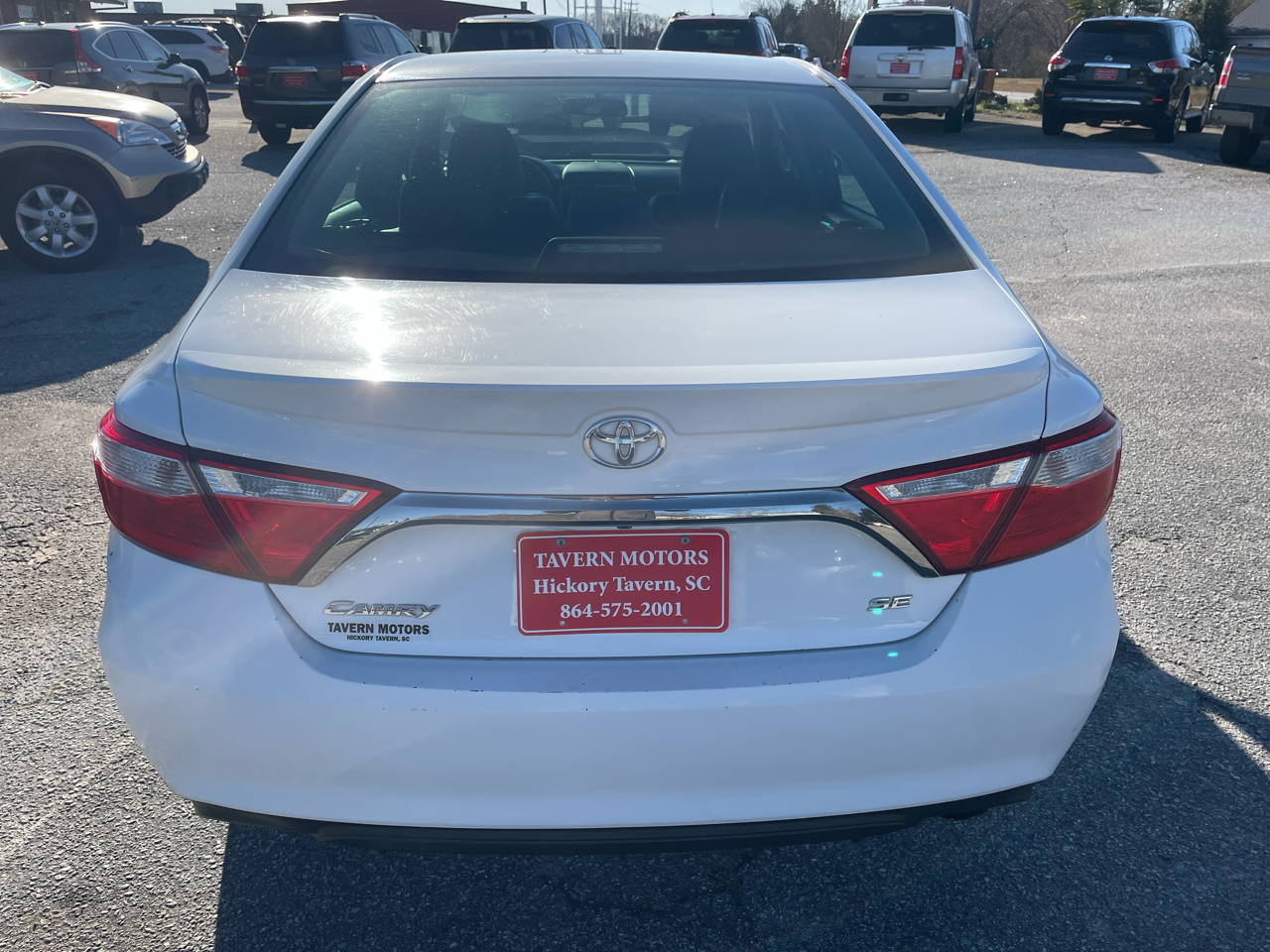 Toyota Camry 4dr Sdn I4 Auto SE (Natl) 2016