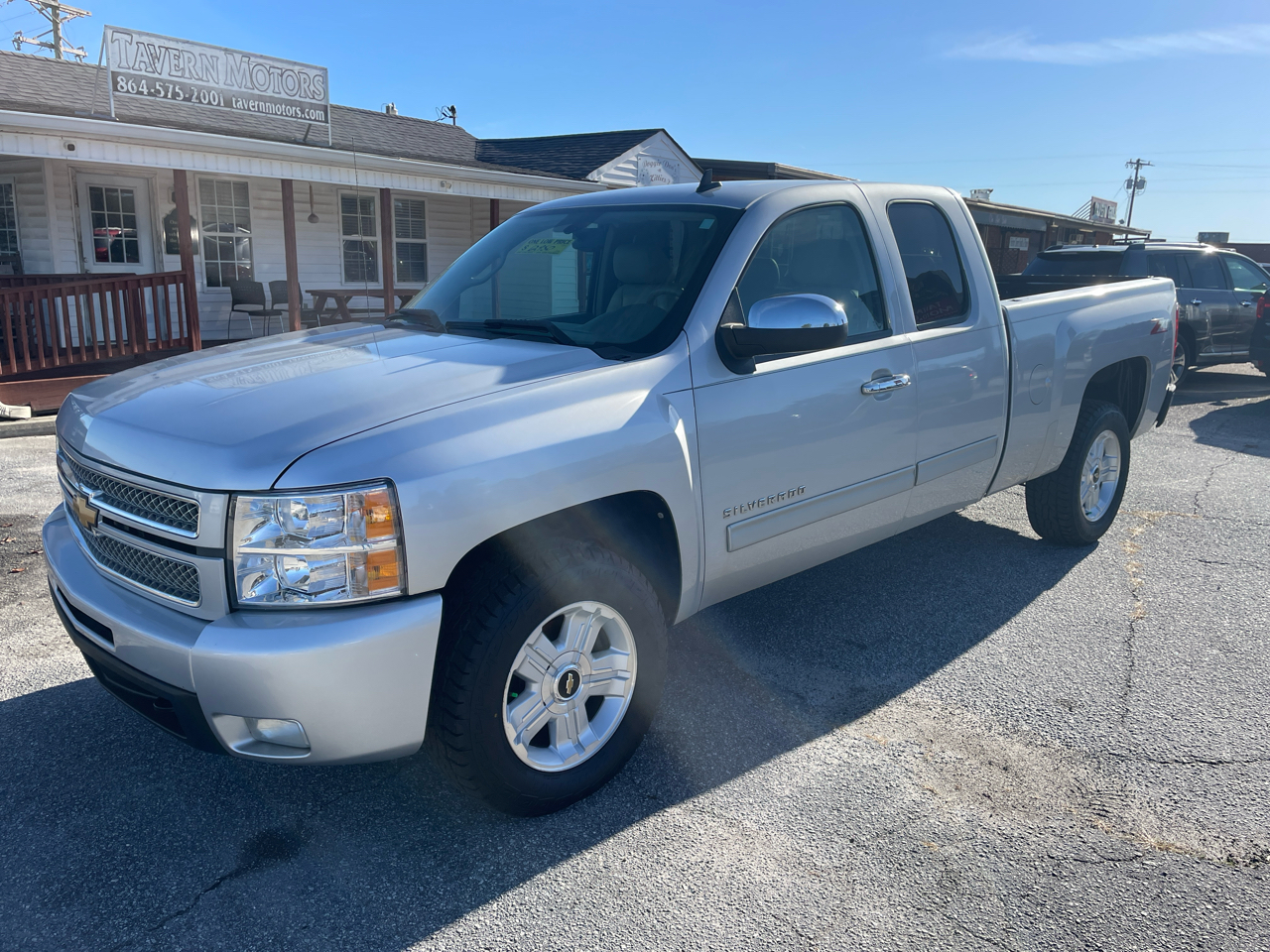 Chevrolet Silverado 1500 4WD Ext Cab 134.0" LTZ 2012