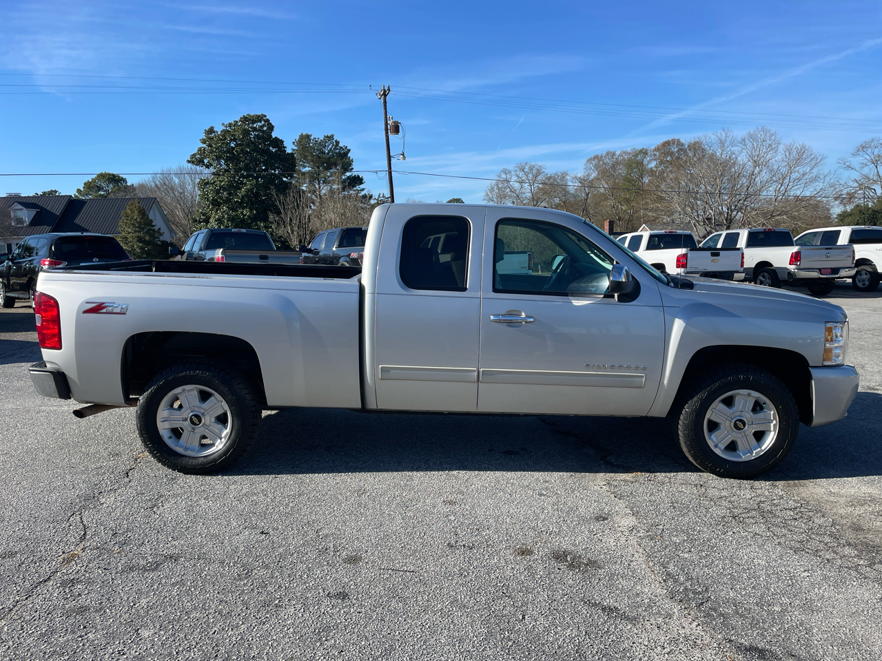 Chevrolet Silverado 1500 4WD Ext Cab 134.0" LTZ 2012
