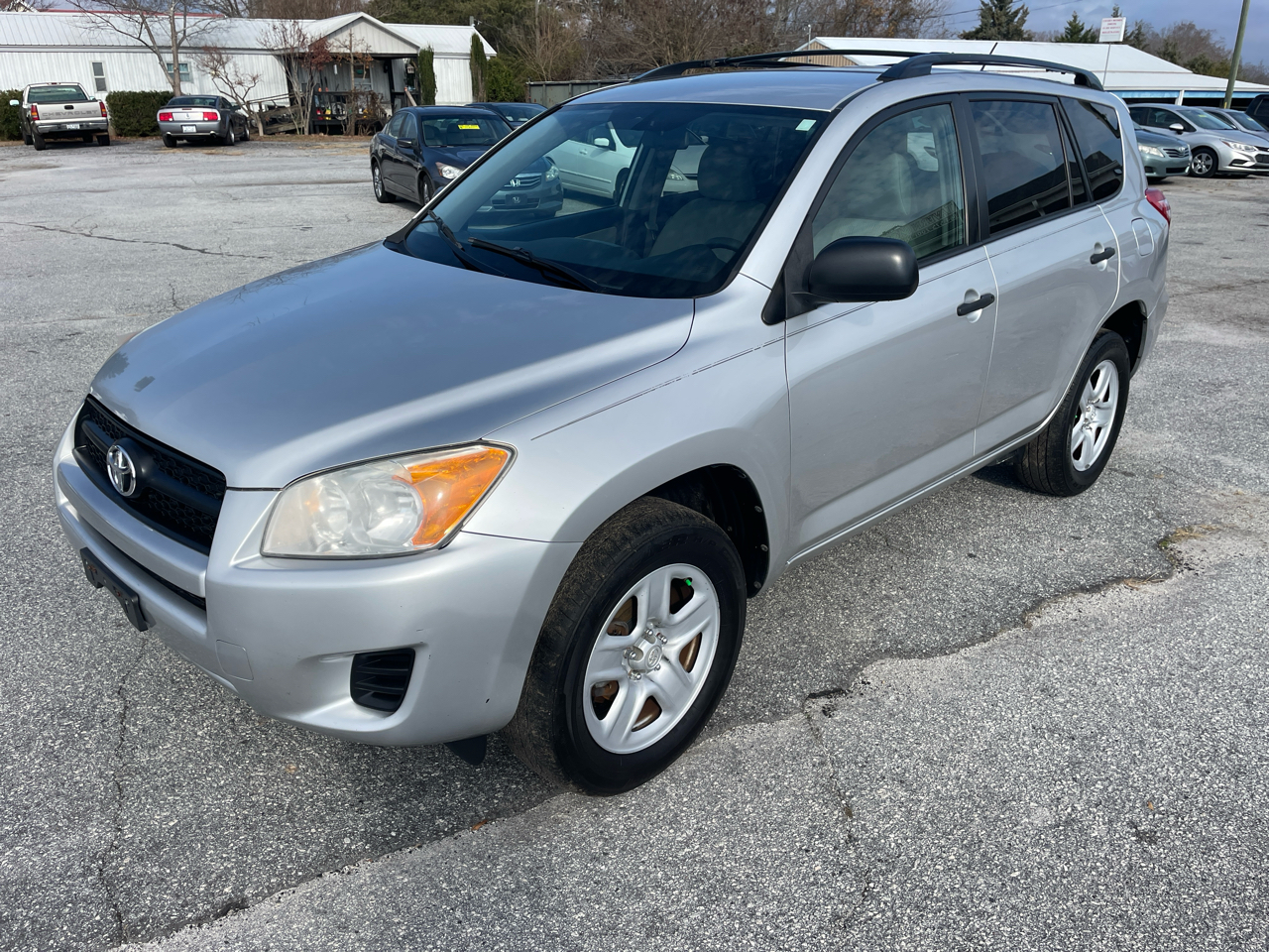 Toyota RAV4 Base I4 4WD 2009