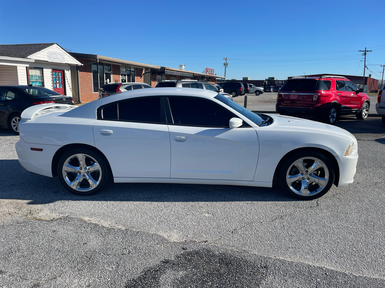 Dodge Charger SE 2013