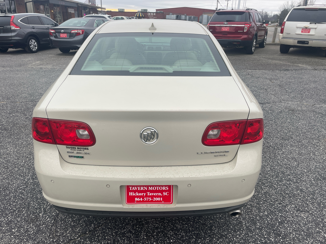 Buick Lucerne CXL 2011