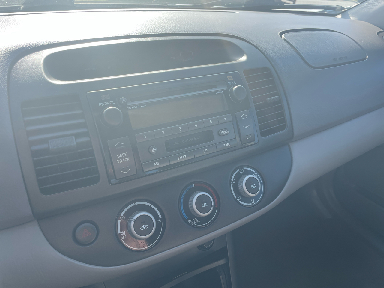 Toyota Camry LE Auto (Natl) 2006