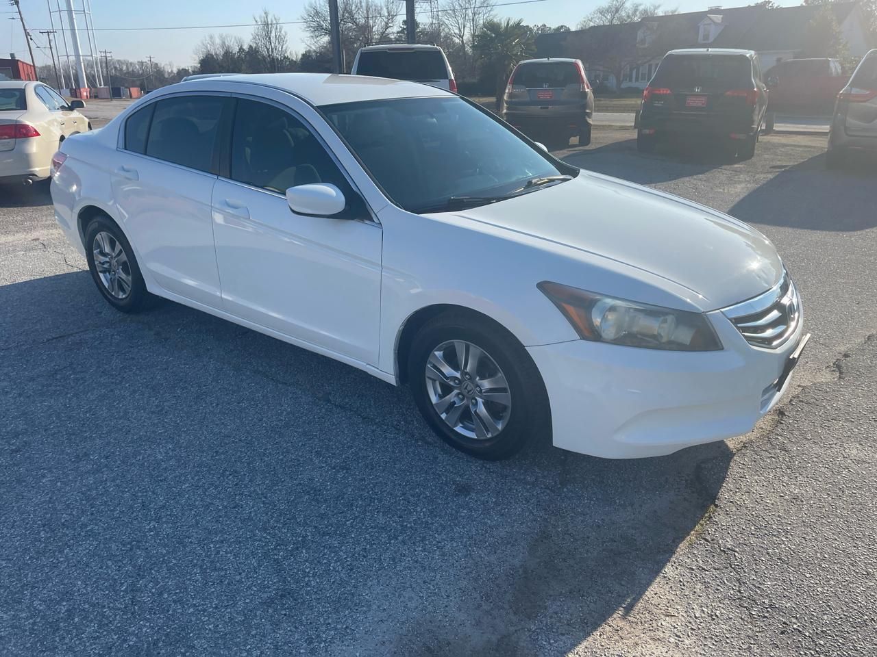 Honda Accord LX-P Sedan AT 2011