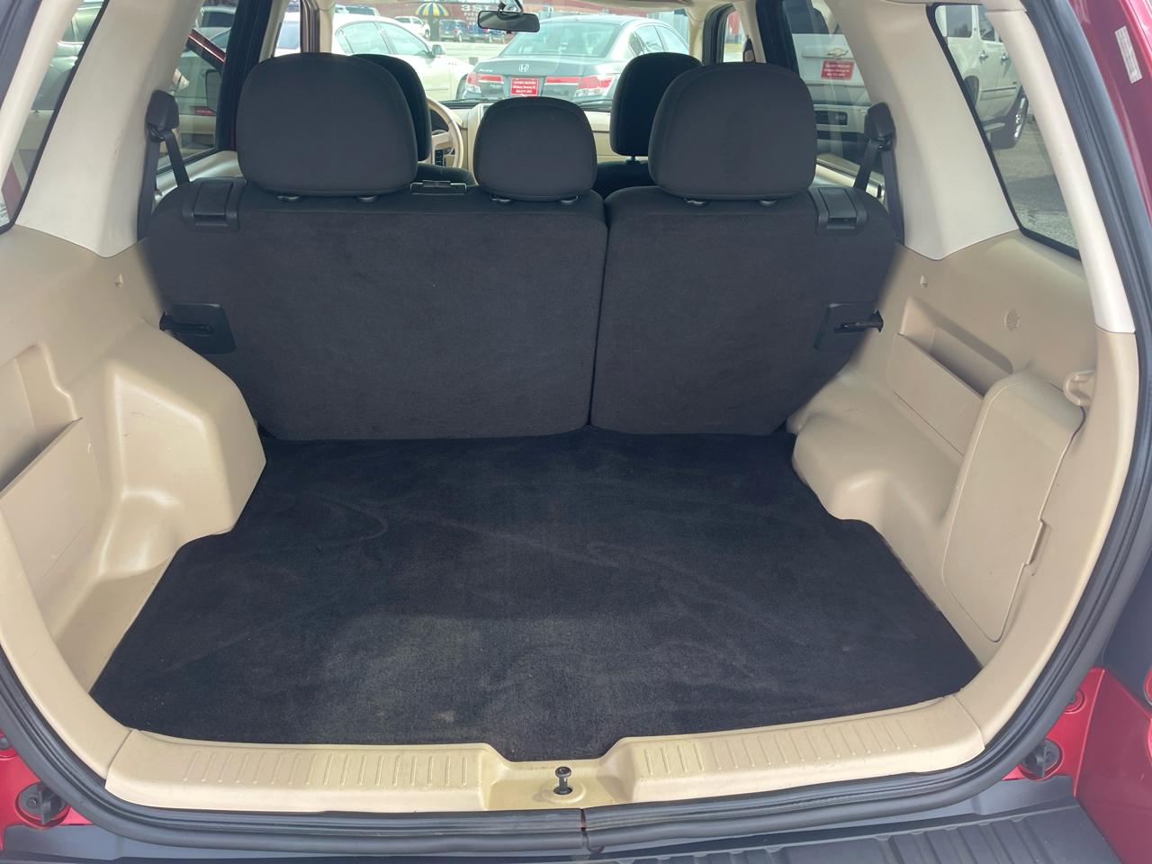 Ford Escape XLT FWD V6 2009