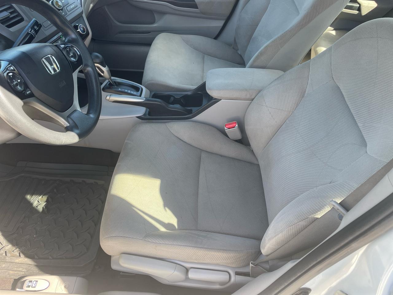 Honda Civic 4dr Sdn LX Auto 2012