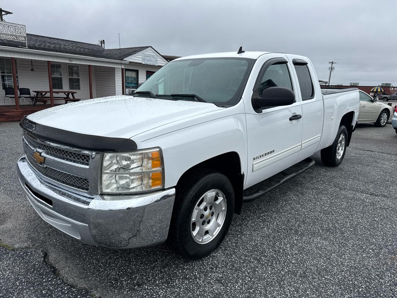 Chevrolet Silverado 1500 2WD Ext Cab 134.0" LT w/1LT 2013