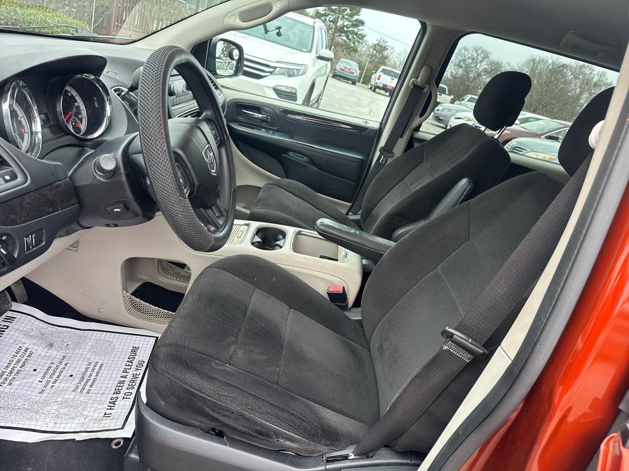 Dodge Grand Caravan SXT 2012