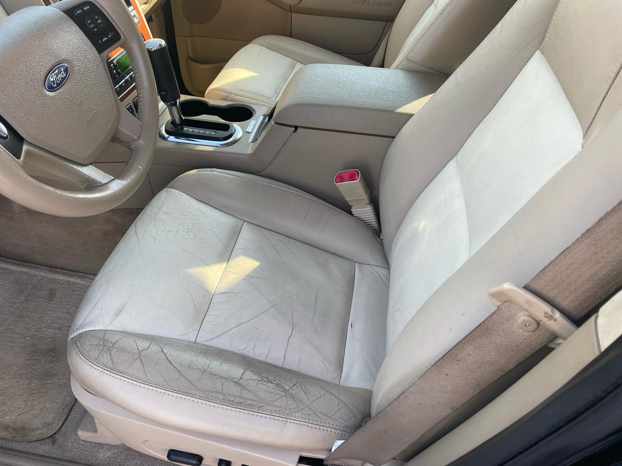 Ford Explorer Eddie Bauer 4.0L 2WD 2010