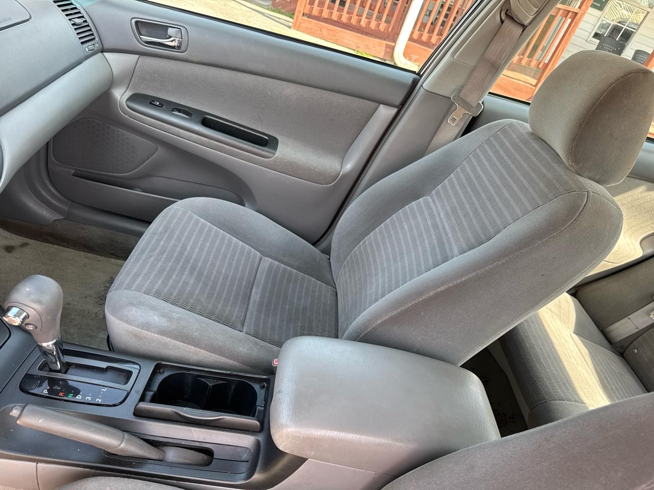 Toyota Camry LE 2005