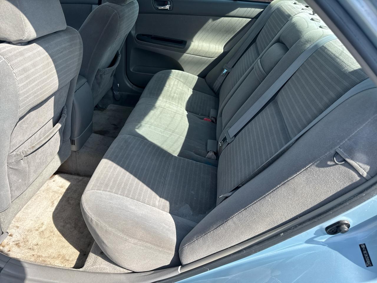 Toyota Camry LE 2005