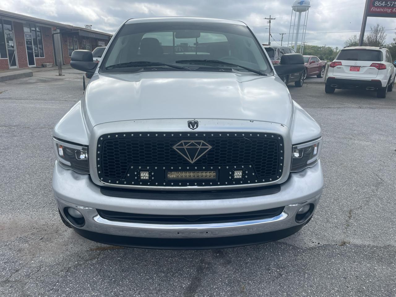 Dodge Ram 1500 2WD Quad Cab 140.5" SLT 2005