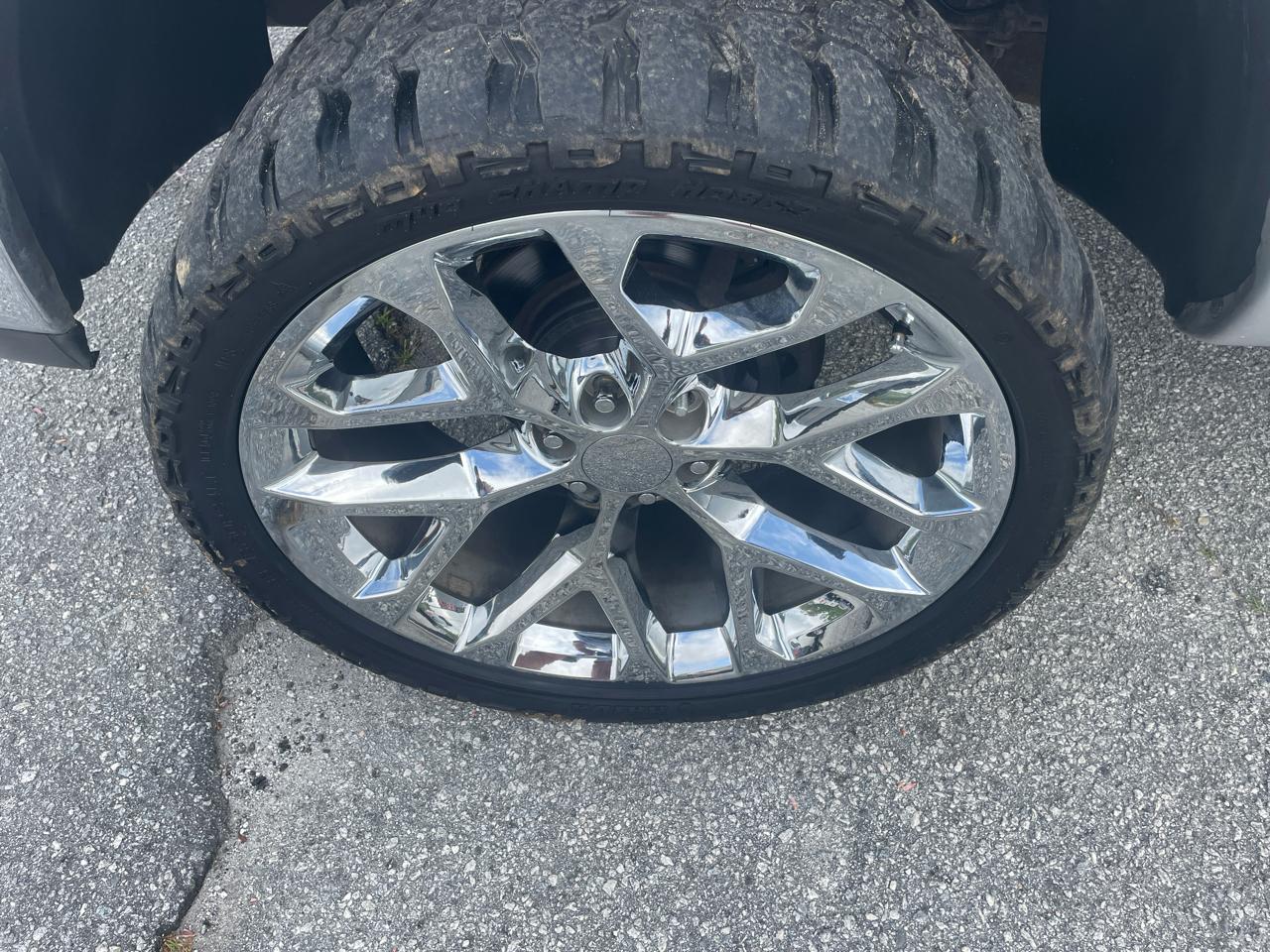 Dodge Ram 1500 2WD Quad Cab 140.5" SLT 2005