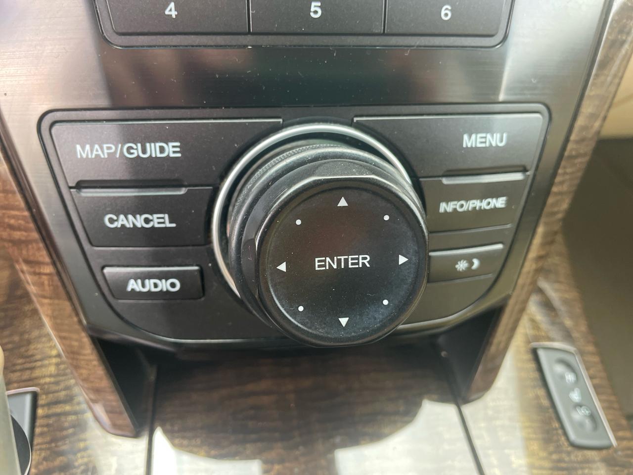 Acura MDX 6-Spd AT w/Tech Package 2012